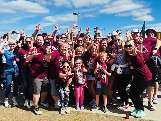 MrsEGrade3's tweet image. First time EVER, entering a building division, LHS Cheer finishes 7️⃣th out of 5️⃣2️⃣ in the Medium D1 Varsity Gameday division🏆 SO PROUD, and 👏🏼👏🏼 to our fans! #buildingtradition L’s Up! #ucanationals