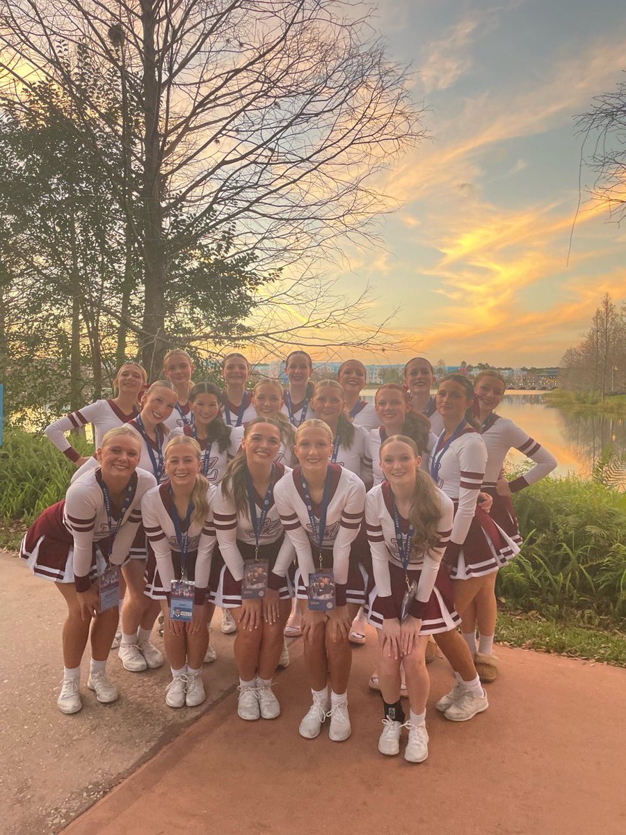 MrsEGrade3's tweet image. First time EVER, entering a building division, LHS Cheer finishes 7️⃣th out of 5️⃣2️⃣ in the Medium D1 Varsity Gameday division🏆 SO PROUD, and 👏🏼👏🏼 to our fans! #buildingtradition L’s Up! #ucanationals