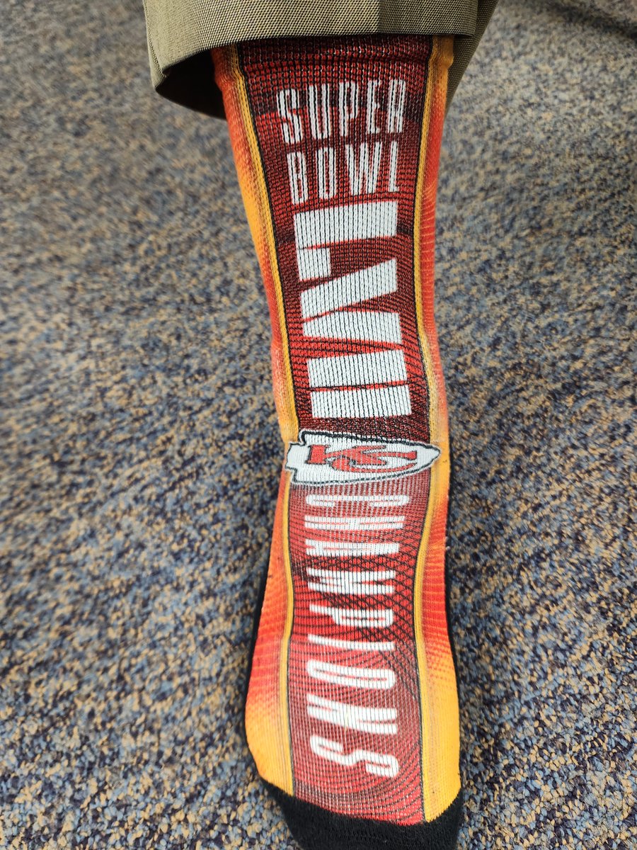 wtva9news's tweet image. Being a @Chiefs fan must be SUPER tiring for WTVA account executive @roadkillbill (pictured), @matt_laubhan, @JohnWTVA and @GabeWTVA.