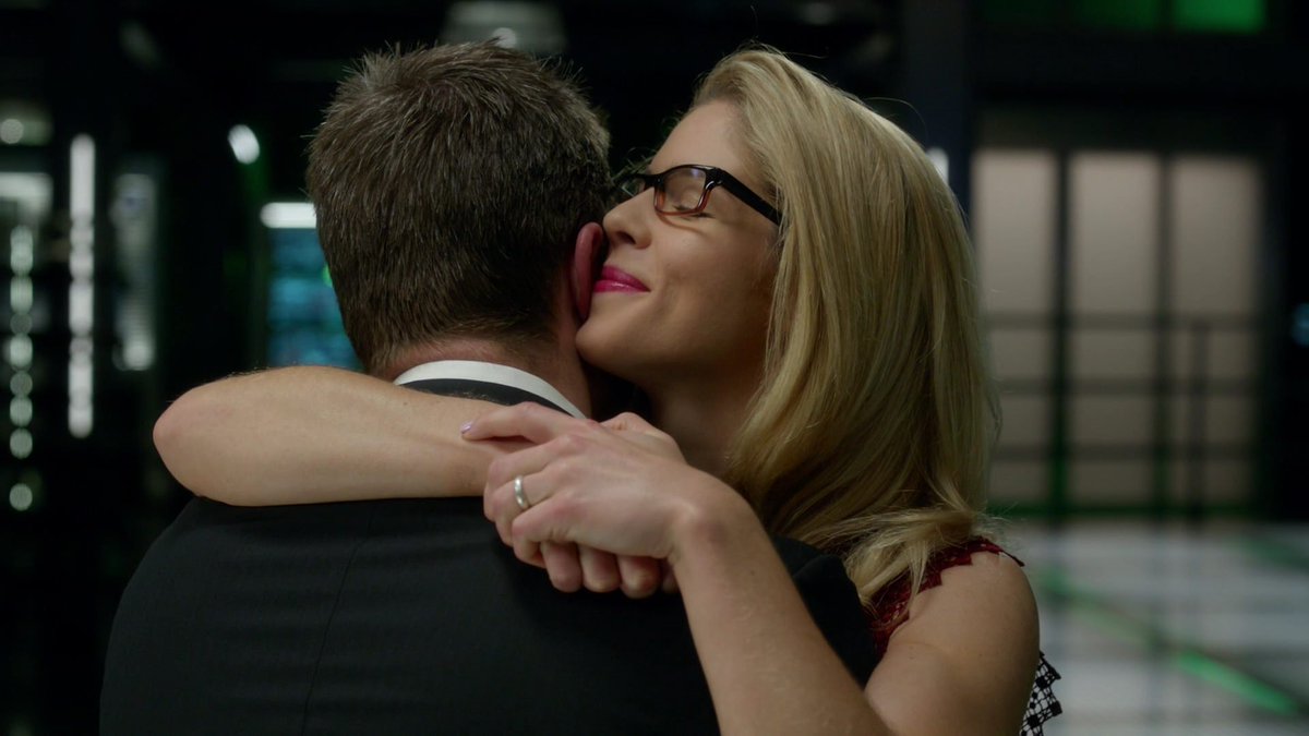chancletas07's tweet photo. he's totally blissed out
Olicity❤️ https://t.co/R2pVbiLYBO