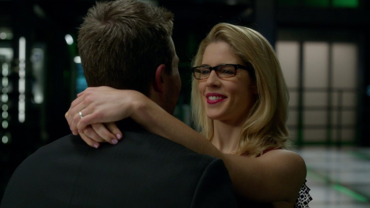 chancletas07's tweet photo. he's totally blissed out
Olicity❤️ https://t.co/R2pVbiLYBO