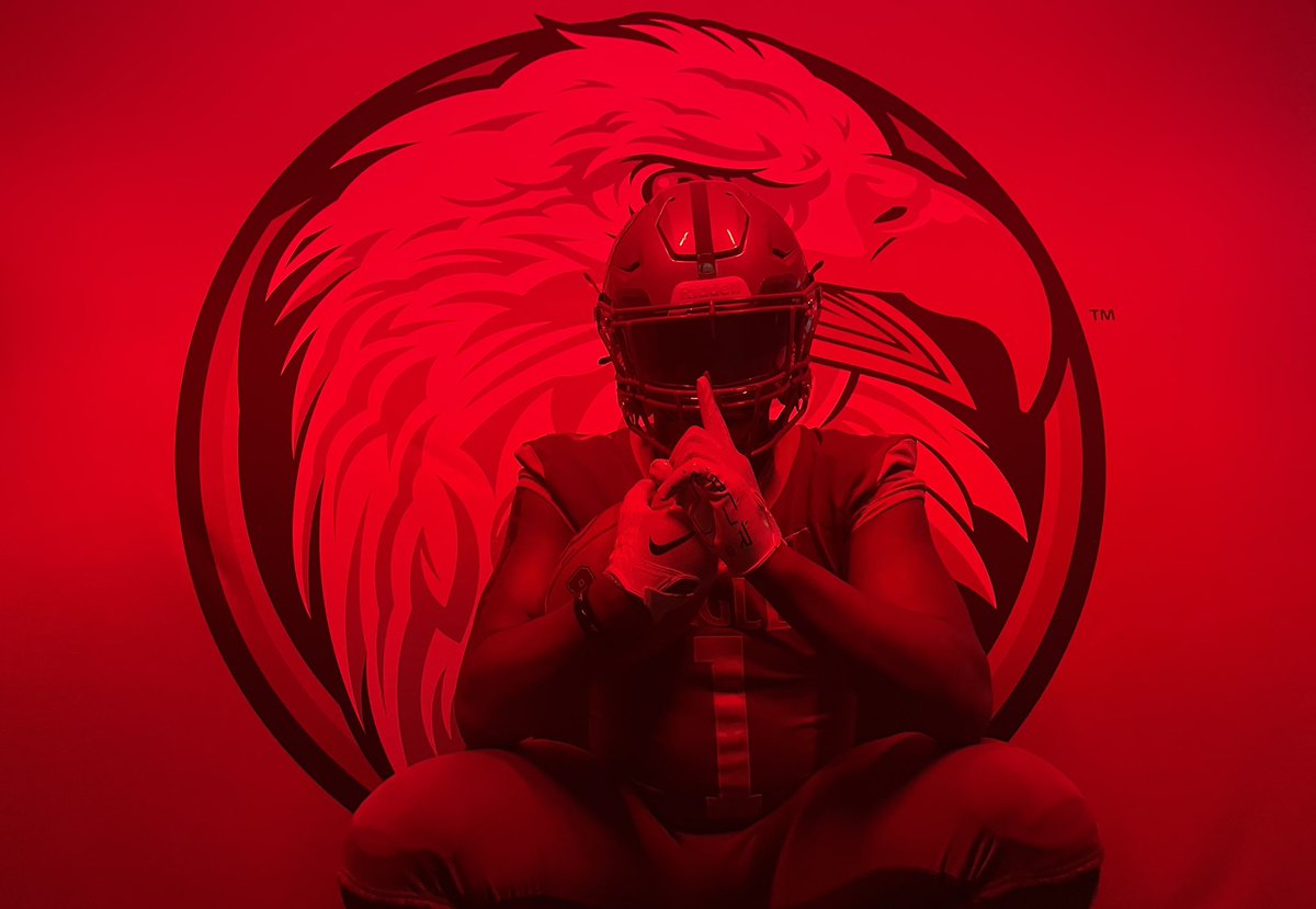 KaizonTaylor's tweet photo. Blessed to finally receive my first official offer from bridgewater college @CoachPurk @CoachLemn @Coach_Rich50 https://t.co/EZxnwOIFf0