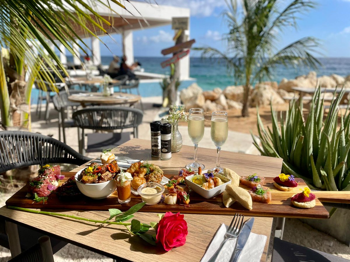 If you are looking for some romantic date inspiration (ahem... #ValentinesDay is right around the corner... you're welcome) our restaurant will serve a Valentine's Day platter. Available Wednesday, February 14th only. #deheerenatsea #curacao #scubalodgerestaurant