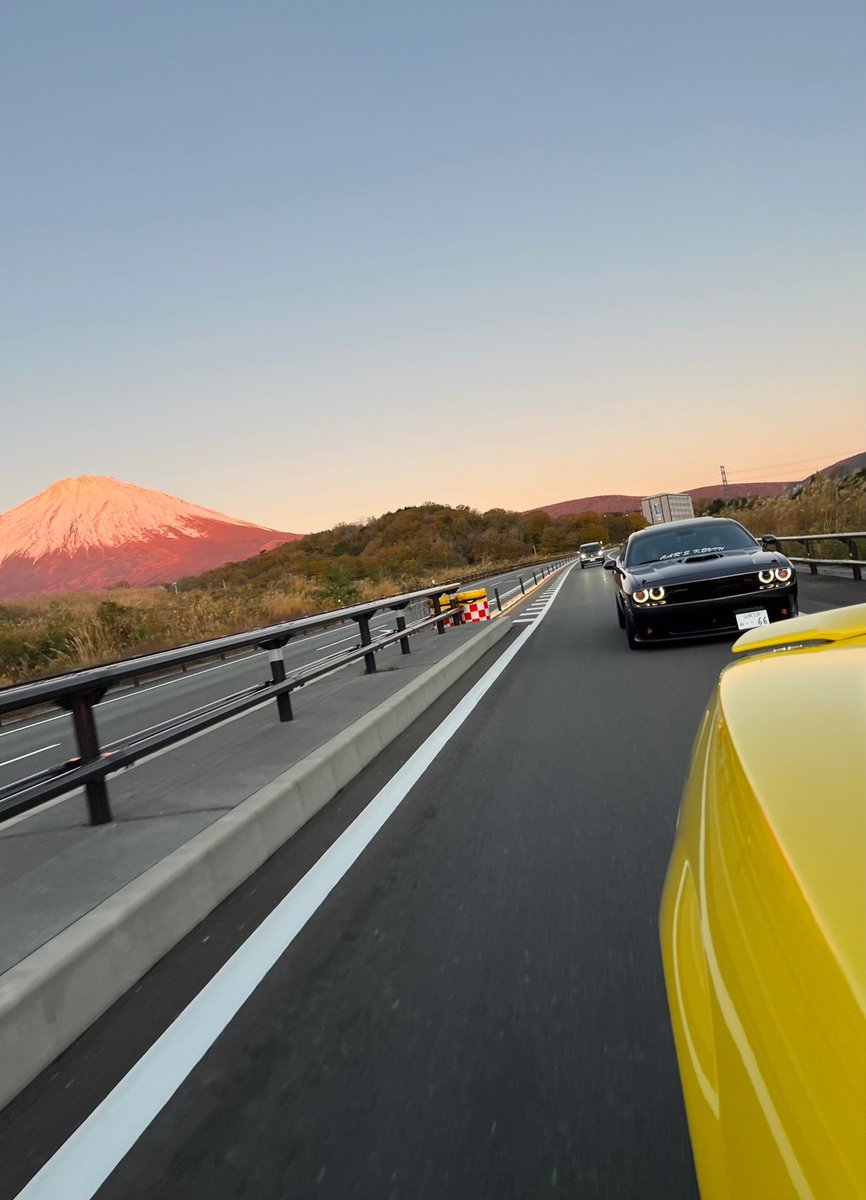 kakeru11172001's tweet photo. DODGE CHALLENGER

Japan 🇯🇵
Yamanashi owner

#山梨
#アメ車
#ダッジ
#チャレンジャー https://t.co/lIzmhl95P4