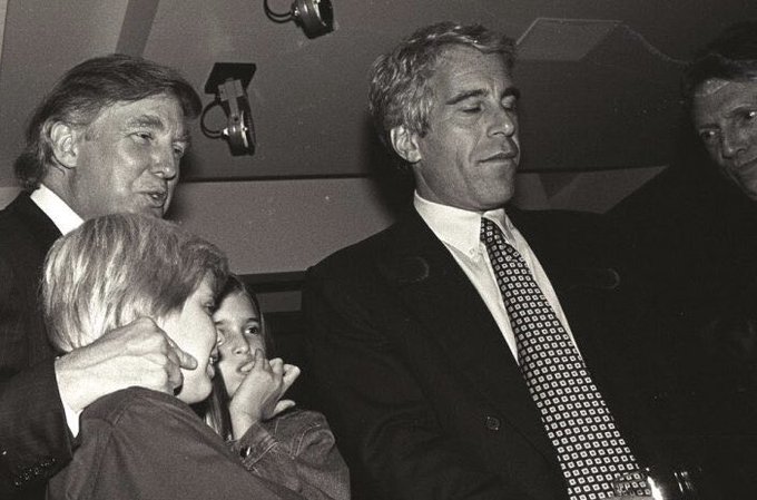 Ellis_Crane's tweet photo. Here's a 1989 photo of Donald Trump with Jeffrey Epstein and John Casablancas. Casablancas was also known to be fond of young girls. Despite knowing this, Trump handed over 13 year old Ivanka to be a model at his agency. Casablancas died in 2013. https://t.co/BM2zDWg3hI