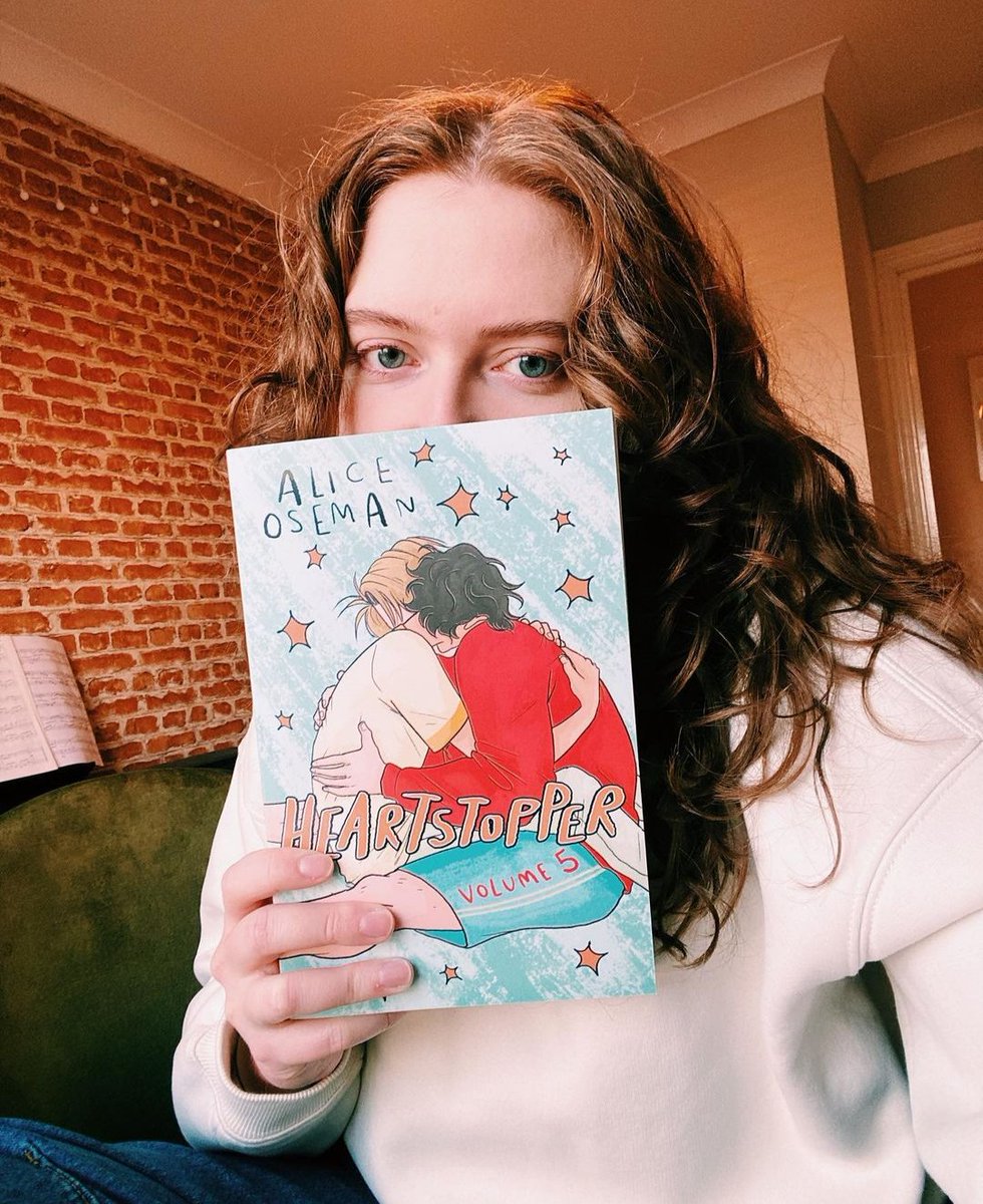 lnhfour's tweet photo. Alice Oseman https://t.co/fAQ8MEWaG7