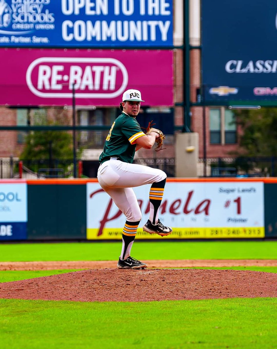 The inaugural Bregman Cares Classic is in the books! Thank you to @AstrosCares and @BregmanCares for putting on a great event here at @ConstellationEG Field!