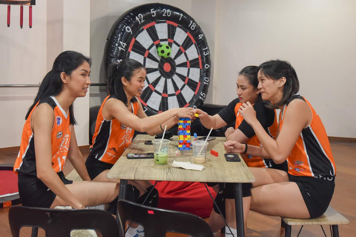 pvlph's tweet photo. ��� Behind the scenes at the #PVLMediaDay hosted by Cignal!

Here is Farm Fresh 🦊

#PVL2024 | #TheHeartOfVolleyball

More photos here👇
https://t.co/0CjNn3BGSb https://t.co/tcCgUAut16