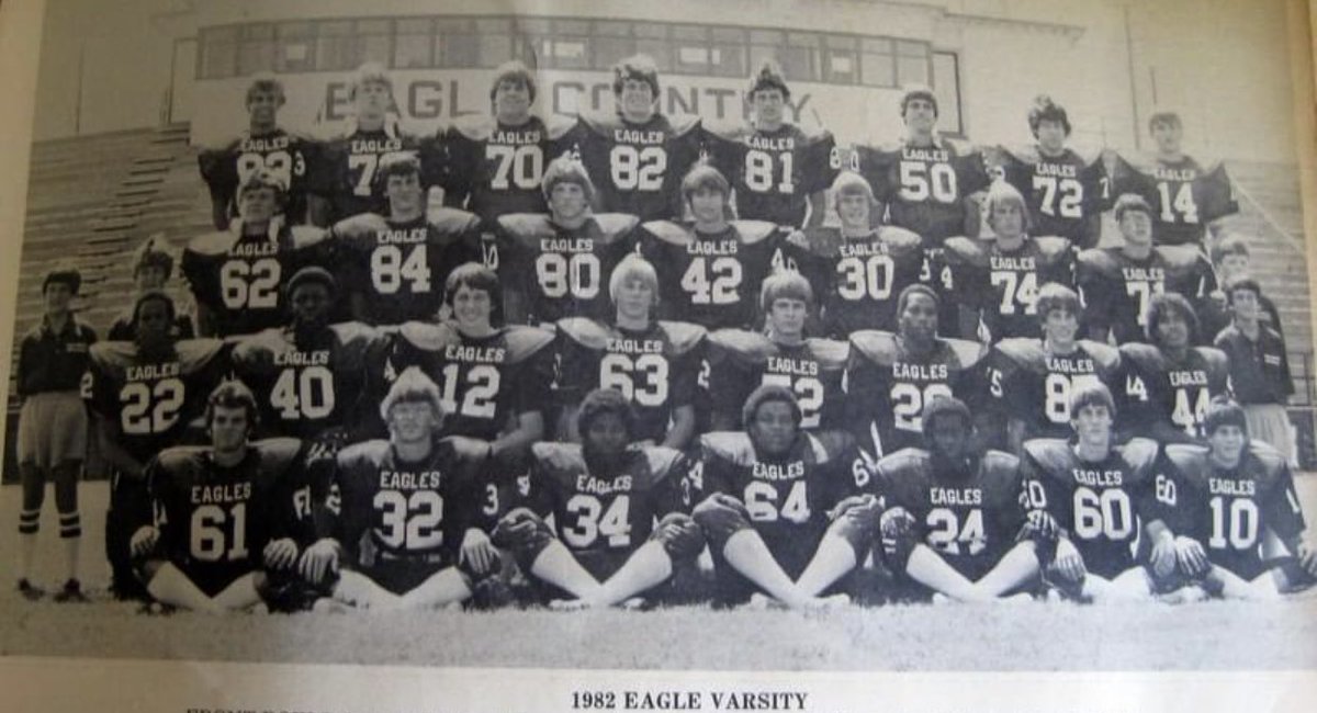 HeartOTXHeartMD's tweet photo. #BREAKINGNEWS:

My hometown school district just voted, 

unanimously, 

for my #TXHSFB Stadium to be re-named “John P Erwin Stadium” after my Dad!🥹🏈🥹🏈🥹🏈❤️ 

My Mom &amp; Dad are BOTH members of our athletic #HOF

#HillsboroEagles 🦅 https://t.co/NyDTlEXeYV