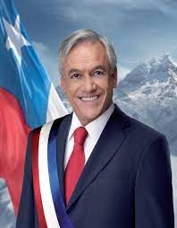 botcaszely20's tweet photo. ¿Quiénes apoyamos a Piñera? Emprendedores, empresarios, trabajadores, humildes, clase media y profesionales. 
¿Quiénes odian a Piñera? Barristas, overoles blancos, narcos, ambulantes y la #IzquierdaMiserable 
Nada más que agregar su señoría.

Alemparte Entel Naya https://t.co/NcKF8mIIFo