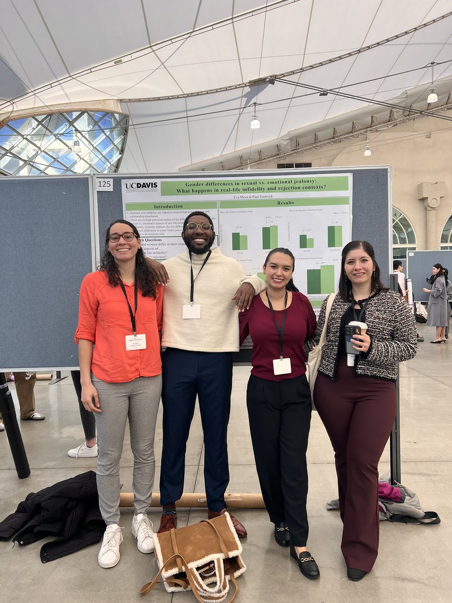 Eva M. Meza tweet media