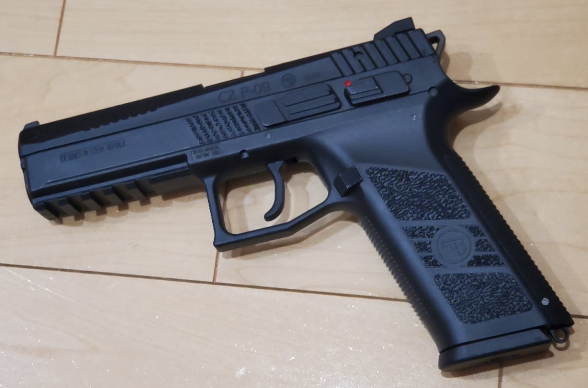 hadalanolantis's tweet image. 久しぶりに買っていただきました！
KJワークス　CZ P-09用ストレートバックストラップ‼️
ちょっと下膨れで滑りやすかったグリップをストレートにしてさらに滑り止めを施したバックストラップです！

DMMさんのPA12で製作して発送がレターパックで良ければ一個￥3,570です‼️(´TωT`)

#P09 
#CZ