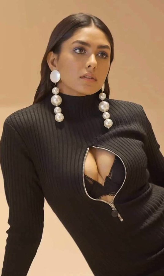 GGLya56WgAAv2rF?format=jpg&name=900x900