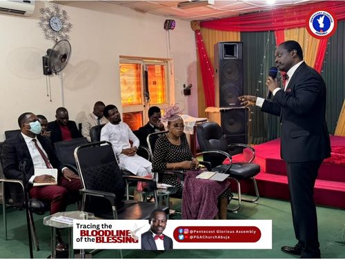 pgachurchabuja's tweet photo. The only thing that mandates a harvest, is your seed and Every seed sown is a future secured and Empty attracts God to perform.
#yearofbountifulblessings2024
#pgachurchabuja
#pgafamily
#CommunionService
#JesusIsLord
@Everyone
@followers https://t.co/uQjGCZTFjC