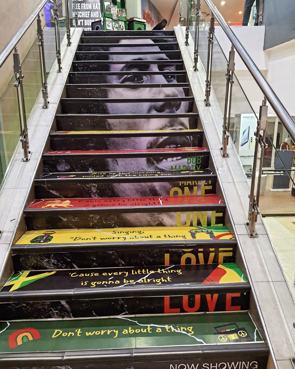 SilverbirdGhana's tweet photo. Wahgwan Ghana๐ฌ๐ญ?
You ready for #BobMarleyOneLove?
Cos we are!!!
We host the Stars tonight on the "Marley" Carpet!!
@OneLoveMovie @ziggymarley @ParamountPics
#prescreening https://t.co/p5JJlWOnSu