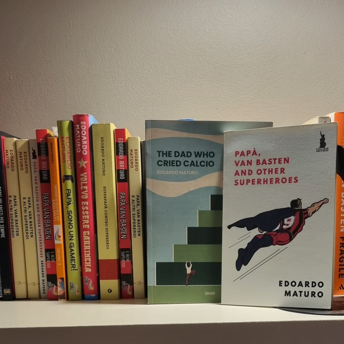 edohermano's tweet photo. Con l'uscita di The dad who cried calcio e, a breve, di Nuovi Ribelli Football Club, è ufficiale: ho scritto più libri di quelli che ho letto! 🏅 https://t.co/U6pSSWypkI
