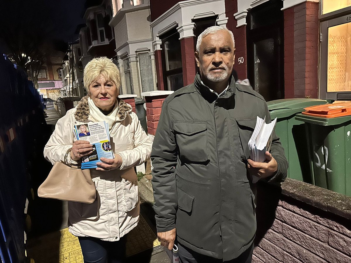 It was great to join the @NewhamCons team for another productive campaign session in East Ham (Newham) with the @EastHamCons team. 

A very positive reception from residents to @Councillorsuzie and @FreddieDowning_ plans to tackle crime here in East Ham and across London. 

This