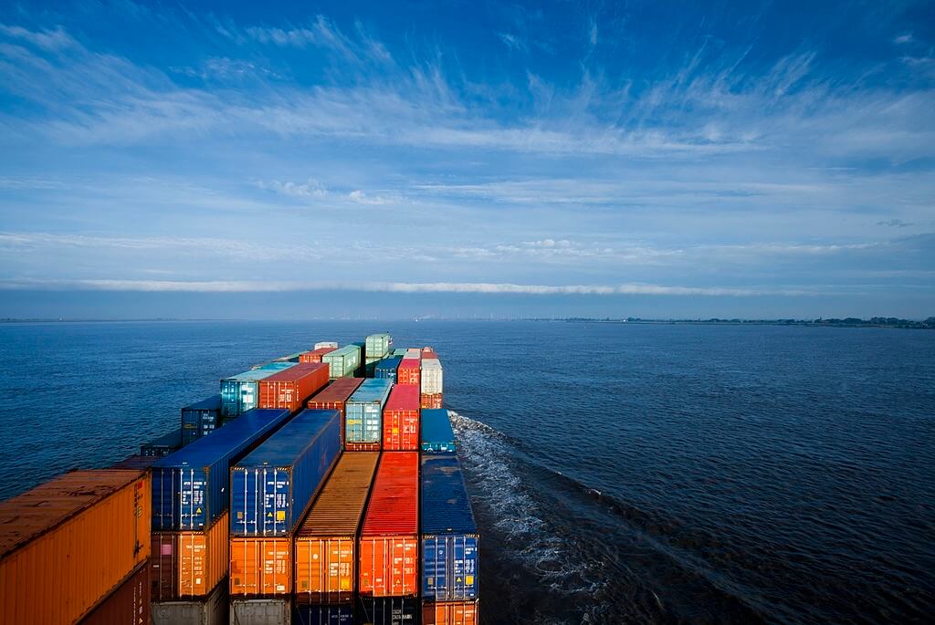 xpress_drone's tweet photo. At Drone Express, we are constantly working to live up to the massive industry we are a part of and know that both our clients and team of professionals are excited about the work we are doing.
https://t.co/KFQyHoZHq8
#freightforwading
#logistics
#bringing the world closer π https://t.co/xH9Faher8t