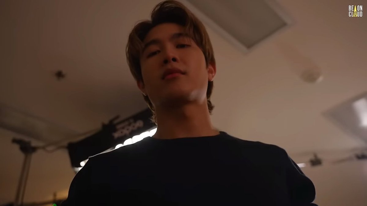 2JKhun_Italia's tweet photo. Buon giorno e buon martedì!! 💗🦁
#2jkhunchalach #2JLionPink
#ฝูงสิงโตของ2J @2Jkhunchalach #2Jmorning https://t.co/Q7jkZ7WRu4