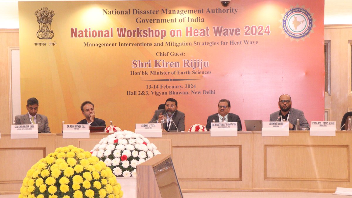 ndmaindia's tweet photo. @iitmpune Shri @ABhiyant_Tiwari, Lead, @NRDC_India elaborated on the health-based thresholds for Early Warning Systems during the "National Workshop on Heat Wave 2024: Exploring Management Interventions &amp; Mitigation Strategies".

#HeatwavePreparedness 
#HeatwaveMitigation https://t.co/lfTkbePFKY