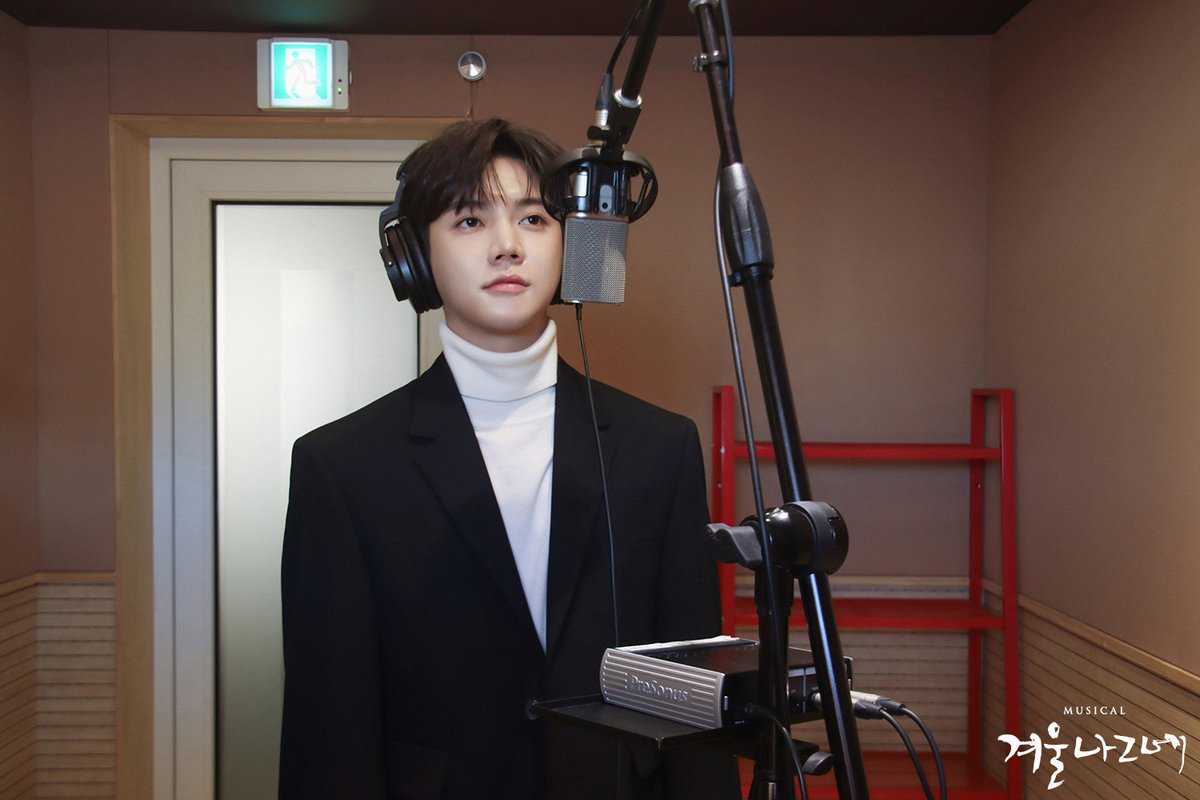 [뮤지컬 #겨울나그네]

🚲𝐒𝐏𝐄𝐂𝐈𝐀𝐋 𝐌𝐈𝐍𝐈 𝐎𝐒𝐓 녹음실 현장 스케치💿

한민우 #렌 

📌증정기간: 2.14(수) ~ 2.20(화)
📌해당 기간 유료 관객 분들께 미니 OST를 증정합니다.

❄

2023.12.15 - 2024.02.25
한전아트센터

예매 🔗tickets.interpark.com/goods/23016774