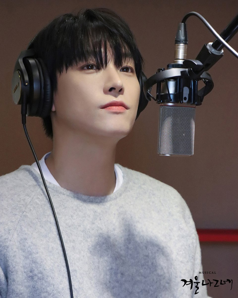 [뮤지컬 #겨울나그네]

🚲𝐒𝐏𝐄𝐂𝐈𝐀𝐋 𝐌𝐈𝐍𝐈 𝐎𝐒𝐓 녹음실 현장 스케치💿

한민우 #인성 

📌증정기간: 2.14(수) ~ 2.20(화)
📌해당 기간 유료 관객 분들께 미니 OST를 증정합니다.

❄

2023.12.15 - 2024.02.25
한전아트센터

예매 🔗tickets.interpark.com/goods/23016774