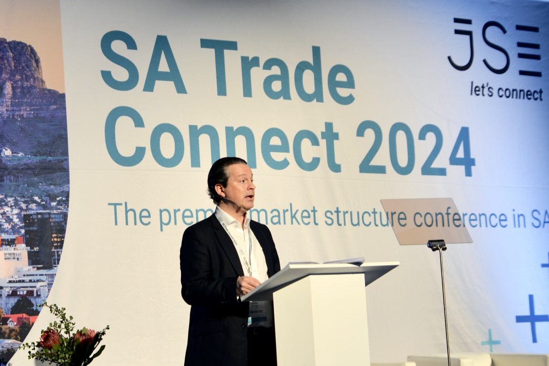 JSE_Group's tweet photo. James Baugh: Head of EMEA European Market Structure @TDCowen delivers the keynote speech: Broking model of the future.
#SATradeConnect2024 #JSE #EquityMarketStructure #TradingEcosystems #SellSide #BuySide #SoftwareVendors #LiquidityProviders https://t.co/iwe80z13Sk