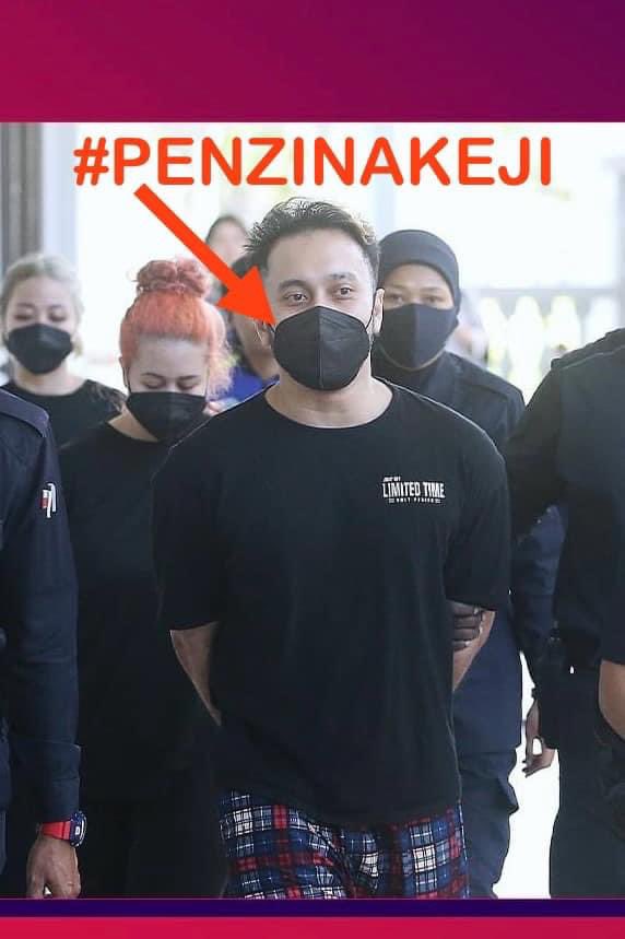 JANGAN PANGGIL DIA ‘HOT DADDY’ TAPI PANGGIL DIA ‘PENZINA KEJI’ .

HASHTAG #PENZINAKEJI