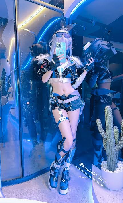 — Hung Hacker
    — Vulgar and Verbose
         — MDNI, 🔞
             — Semilimitless