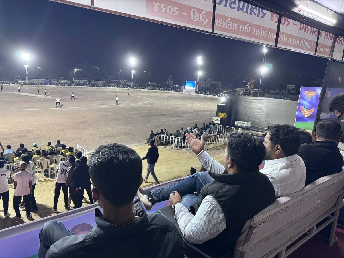 YatinPandya1's tweet photo. "સાંસદ ખેલ મહોત્સવ 2024" day 16
જામનગર-દ્વારકા લોકસભા ના લોકપ્રિય સાંસદ માન.શ્રી Poonamben Maadam જી આયોજીત રાત્રી પ્રકાશ ટુર્નામેન્ટ. https://t.co/E8XQvct2Xp