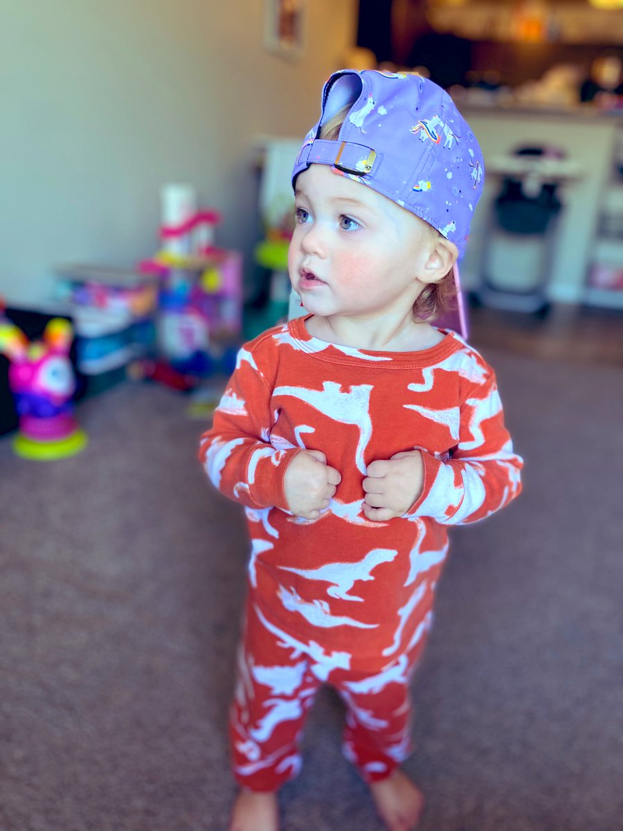 jmiddlen's tweet image. the cutest packers hat on the cutest little girl. 
if you need a baby model, i got you 😉 
@packers