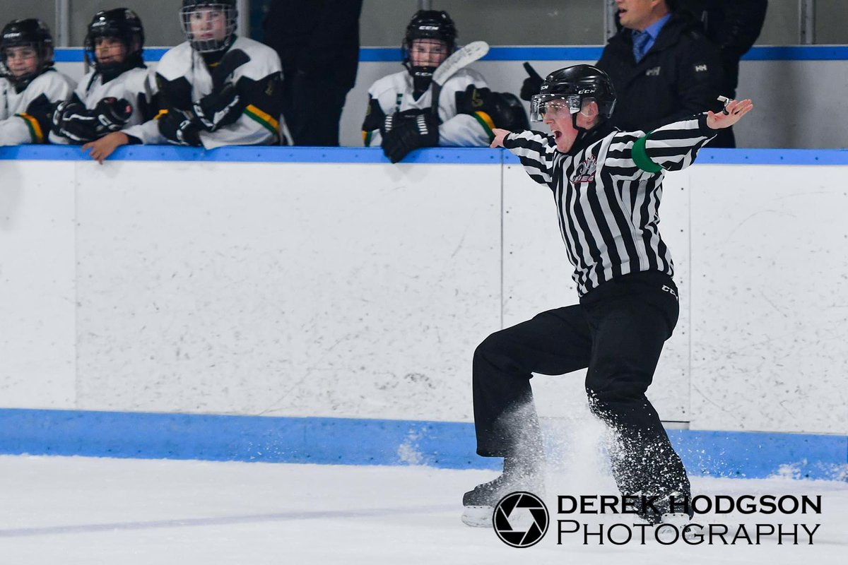HodgsonPhotogr1's tweet photo. Working through yesterday's playoff game. Love the intensity of this young ref! https://t.co/TvOm9tpYPW
