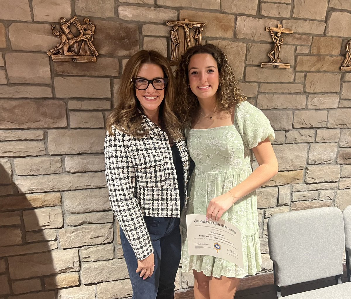 LeeCardwell's tweet photo. National English Honor Society induction with @lizcardwell44. https://t.co/D8H3RAMtA8