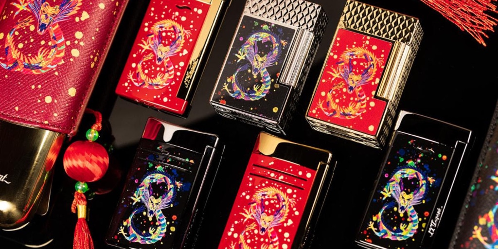 PenChalet's tweet image. Guess what?! You can now preorder the S.T. Dupont Year of the Dragon Lighters (Black/Chrome and Burgundy Golden) in 3 styles: Line 2, Maxijet, &amp;amp; Slim 7!👏 Don&apos;t miss out: penchalet.com/pen_accessorie… @STDupont_off #STDupontLighters #Lighters #YearoftheDragonLighter #YearoftheDragon