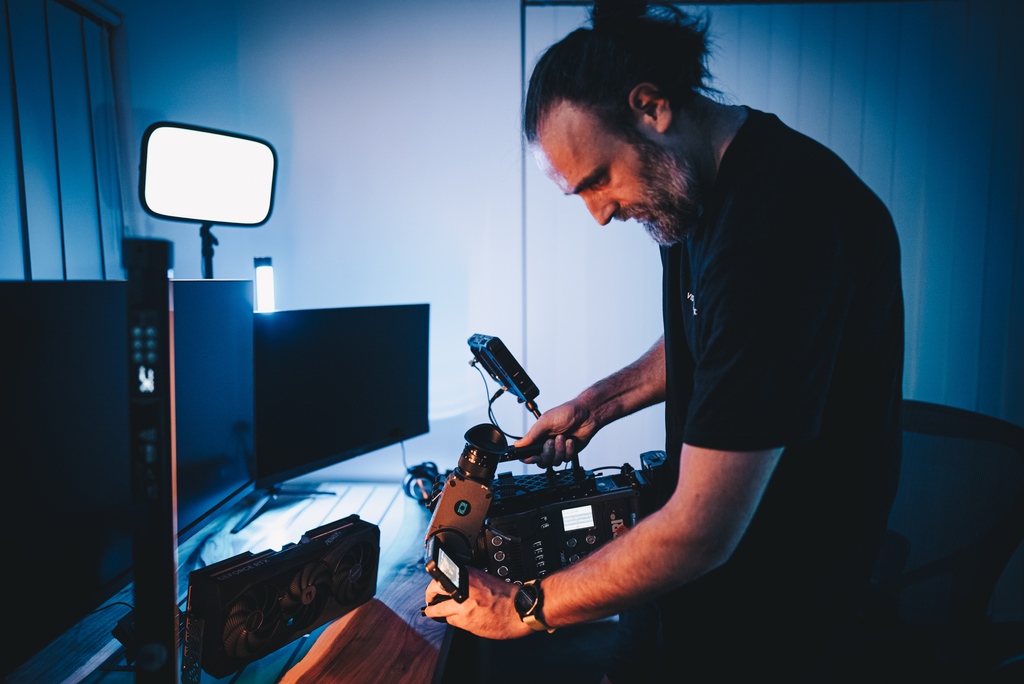 visualdomain's tweet image. Let&apos;s take a moment for our Sydney team! They&apos;ve been absolutely crushing the video game.👏🎥  #production #onset #directorofphotography #DOP #video #Sydney #Shooters