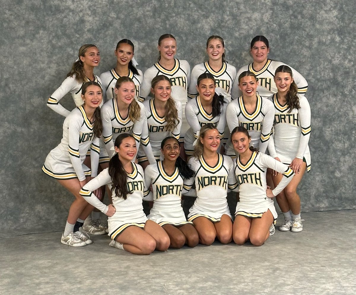 NHHS__cheer's tweet photo. Super proud of this team! What an incredible Nationals, advancing to Semi Finals and Finals with both Traditional and Game Day 2 amazing performances everyday for 3 days in two of the hardest divisions! It took all of us to get it done! Lion Strong with Lion Pride! https://t.co/cEZStKhBlQ