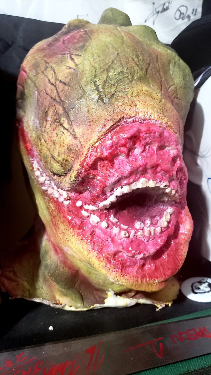 KrankyHorror's tweet image. I have a latex version of the creature mask hand made by Robert Bravo the FX  guy. #FrightClub