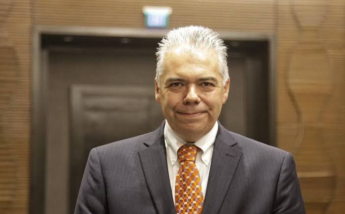 Extendemos nuestras más sinceras felicitaciones a Ignacio Alarcón Rodríguez Pacheco por asumir la presidencia nacional de Canirac. Su experiencia y visión serán un gran aporte para el desarrollo y fortalecimiento del sector restaurantero en nuestro país. ¡Enhorabuena!