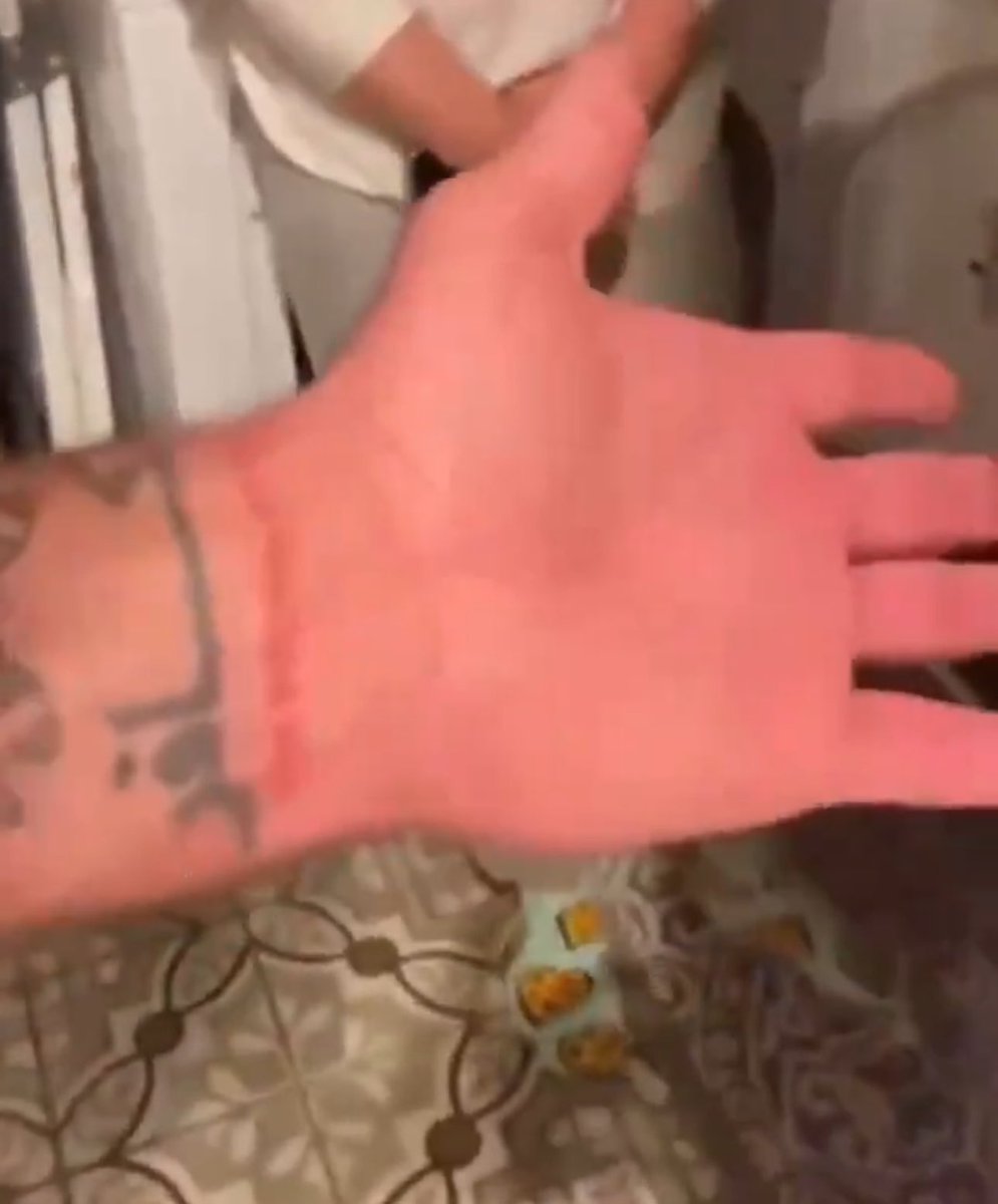 Qaran_Relief's tweet photo. @zerochills I’m more surprised by your Arabic tattoo on your arm than your adulterous wife. 

You have the word ‘infidel’ as a tattoo.  Maybe you should become a believer and start going out with a someone who has some kind morality https://t.co/kXChztvXuq