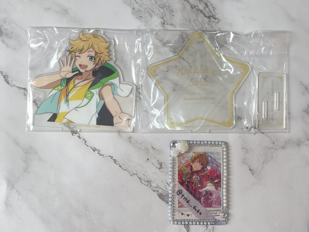 あんさんぶるスターズ あんスタ 一番くじ アクリルスタンド アクスタ 交換

譲￤D賞  宙

求￤D賞 弓弦 ＞ G賞 弓弦

郵送での交換希望です。検索からでもお気軽にお声掛けください🌟