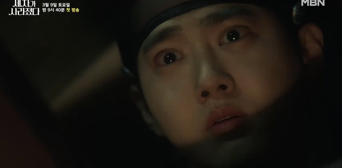 yu_myeon's tweet photo. bunny prince 🥺 
#SUHO #MissingCrownPrince https://t.co/Ae84AQNkS2