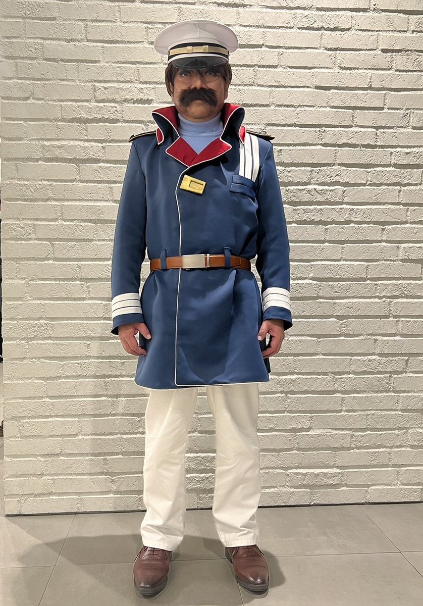 guru99_ntv's tweet photo. 難問！？こちらの #コスプレ 有名人は？
このフォルムで、殺陣が得意...🤔

ぜひ皆さんも一緒に考えてみてください🙌

#ぐるナイ https://t.co/AOppuUSlGh