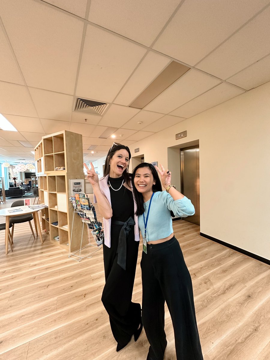 ggpl_'s tweet photo. What makes you kilig?
Follower request + picture with your fave CEO - the one and only, #PaulaMills of Academy of Entrepreneurs, Sydney.
Ahhhhhhh, to be like even half of you.
You inspire me a lot, Paula! 😍#BossyourFuture https://t.co/BVpP4L69tt