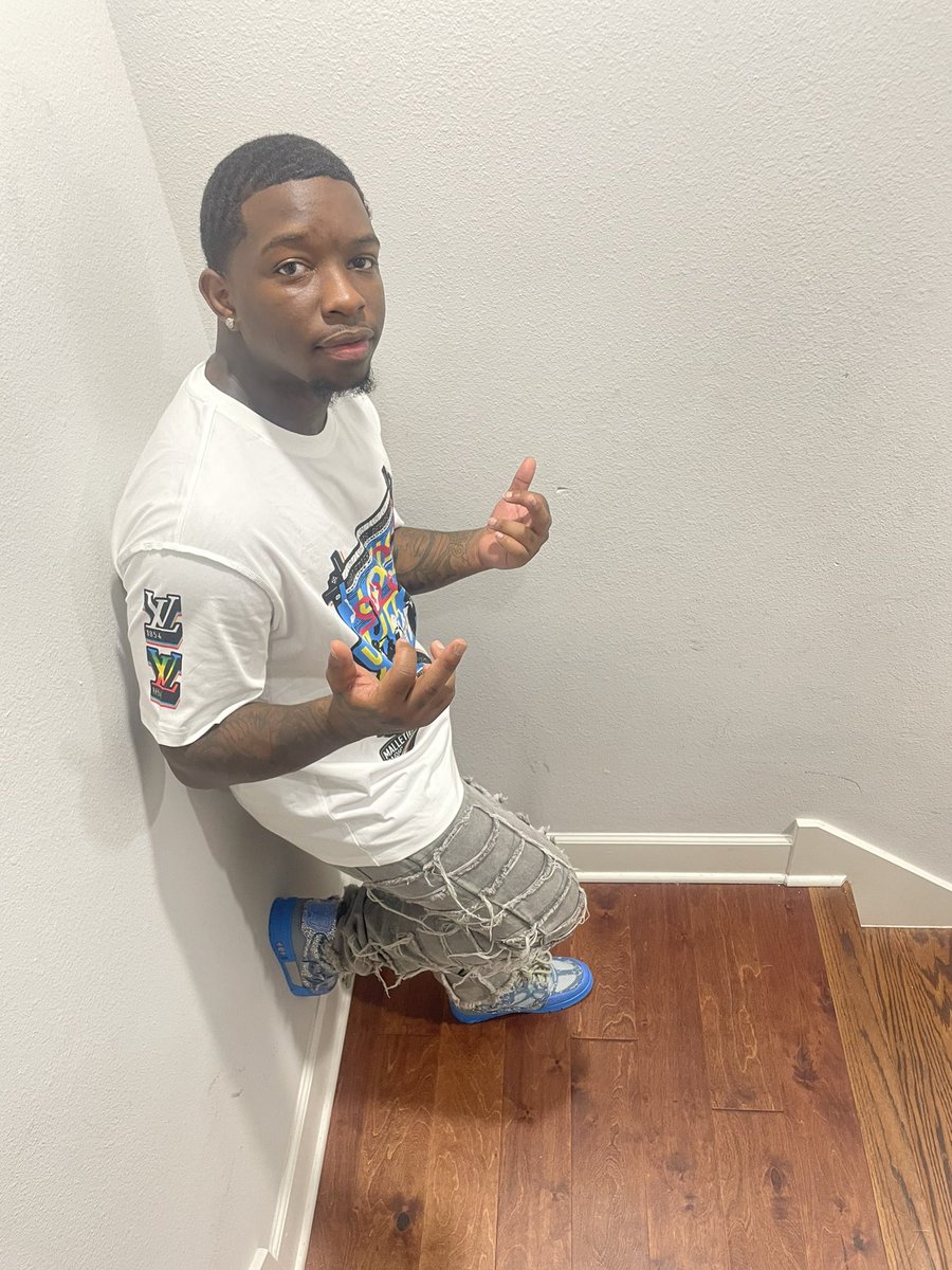 ftfceo's tweet image. BACK 2 BACK ON THEM FOLKS IAN COME HOME 2 PLAY CATCH UP I STAYED DOWN FOR THIS 🤷🏽‍♂️💫 #FTFCEO #FREEPOPS #YFN4L