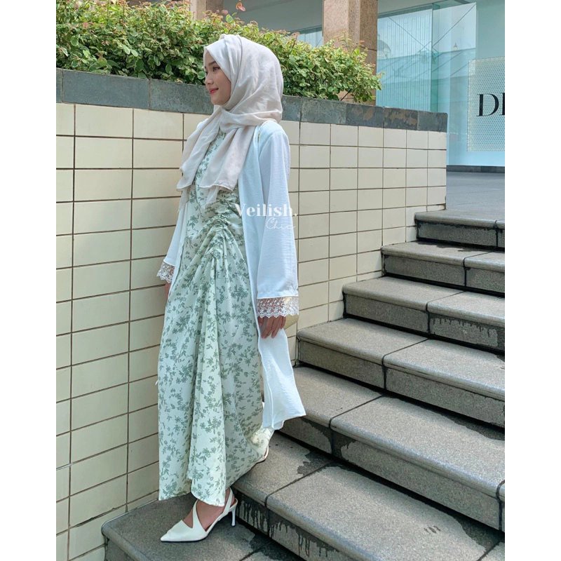 myethernalstuff's tweet photo. Dress + inner 
https://t.co/SLFc9OO1AY https://t.co/QkXfqDyPWu