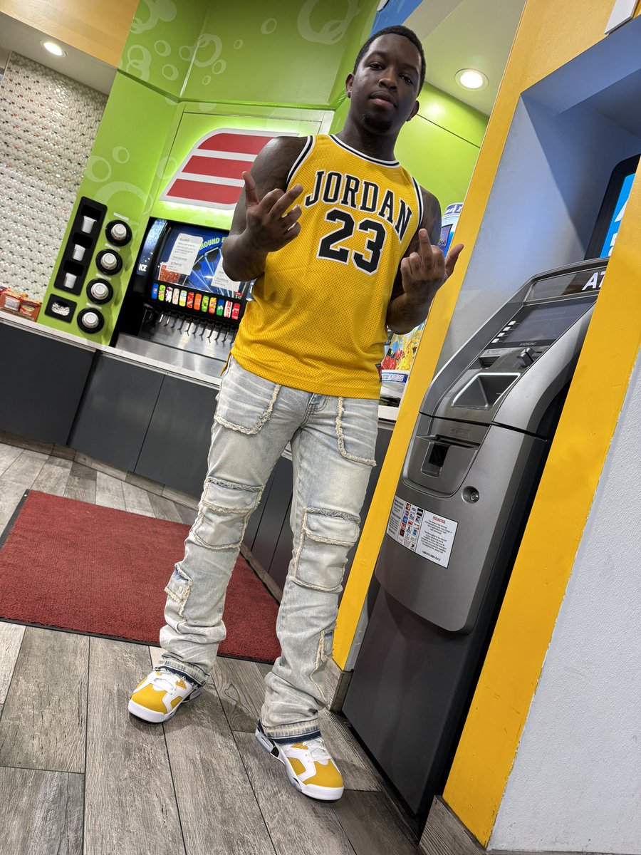 ftfceo's tweet image. ITS A BLESSING TO BE ALIVE &amp;amp; FREE HAPPY BORNDAY TO A YOUNG KING ! IM BIG 2️⃣3️⃣  THIS YEAR PERSONAL 🤞🏾💫 #FTFCEO #THEBIGGEST #FREEPOPS