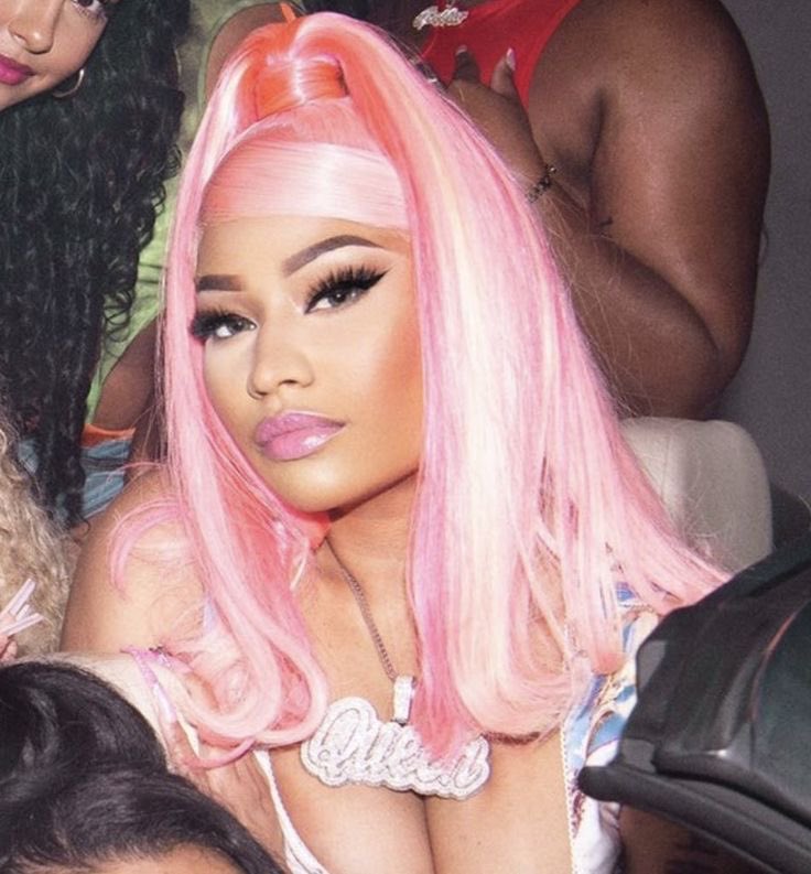 BARBGAINZ's tweet photo. 🦄 BARBZ GAIN TRAIN 🦄

Follow everyone who likes, retweets and comments: #NickiMinaj https://t.co/g471lCOMih