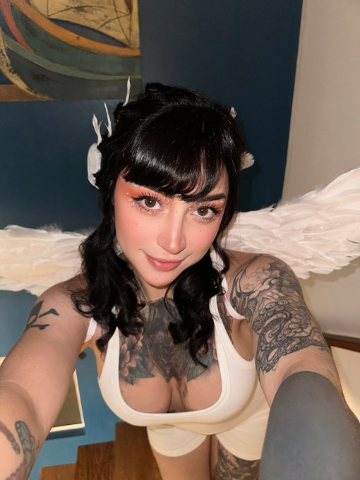 Watch Lai dawud 0,59%'s leaked NSFW photo on TwXstars