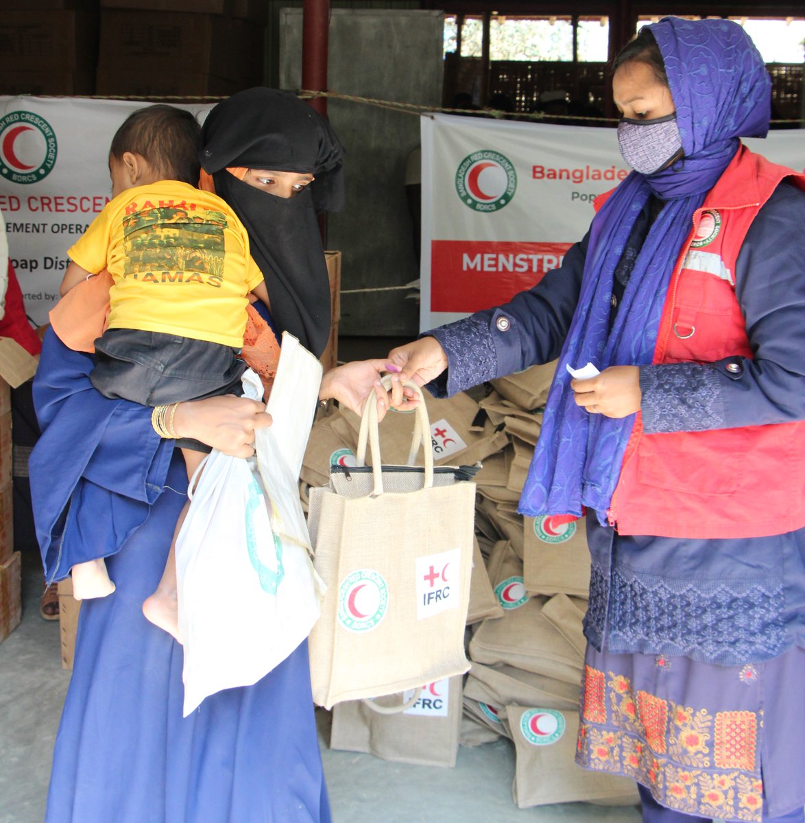 BDRCS1's tweet photo. As a part of ongoing WASH materials assistance for the Camp people, the @BDRCS1 has distributed essential hygiene materials with the support of the @ifrc.

30,400 individuals received soap kits and 9,850 female received Menstrual Hygiene Kits till now in Camps 13, 18 &amp; 19. https://t.co/qIwg8305Jm