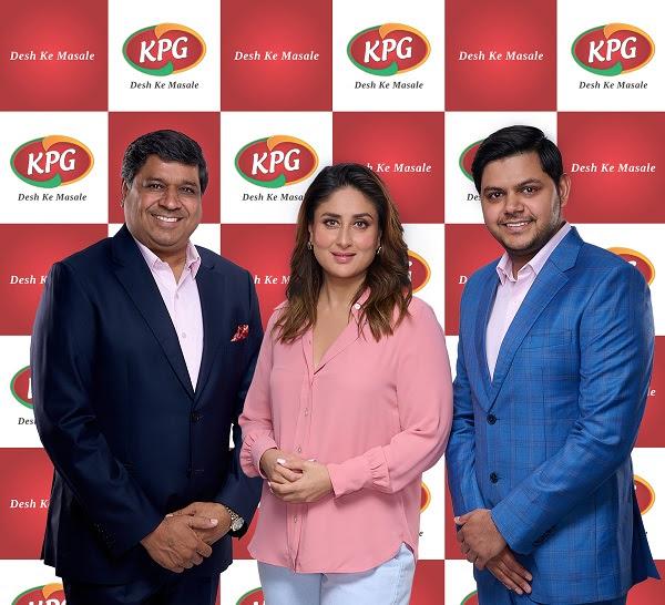 foodwebzine's tweet photo. Kareena Kapoor Khan Appointed as Brand Ambassador of KPG Spices
https://t.co/X0Nbutp1c7
#KPGSpices #KareenaKapoorKhan #fooddrinkinnovations #pressrelease #foodnews #industrynews #ingredients #processing #safetyHygiene #Packaging #recyablePackaging #retail #sustainability https://t.co/afjxVXXpRu